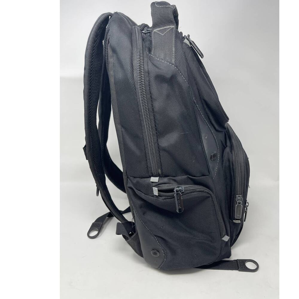 Targus 15" Revolution Checkpoint-Friendly Audio Notebook Backpack - Picture 8 of 12